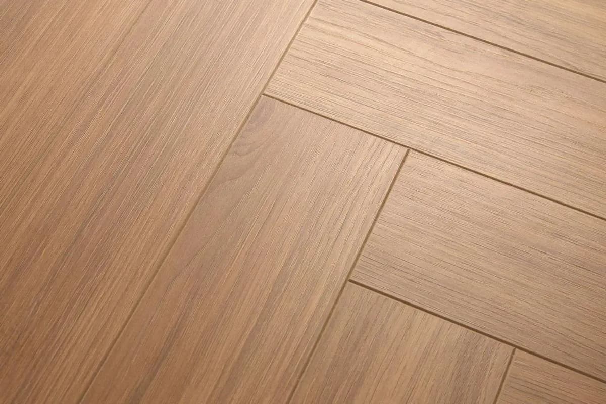 Ламинат Damy Floor Дуб Карамельный DFL-011h