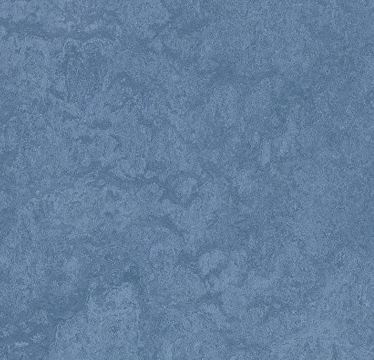 Линолеум Forbo Marmoleum Sport 83056 blue